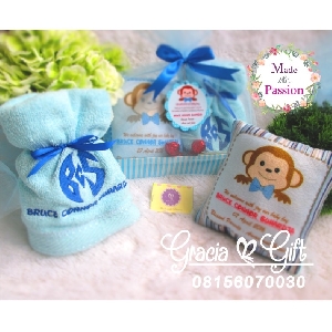 HAMPERS DAN SOUVENIR BANDUNG  Kami Gracia Gift Bandung menyediakan berbagai macam hampers untuk berbagai keperluan seperti souvenir ulang tahun, souvenir manyue, baby shower souvenir, souvenir pernikahan bandung dll