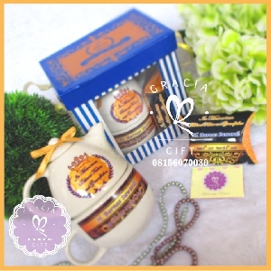 HAMPERS DAN SOUVENIR BANDUNG Baby Hampers Teapot susun Gracia Gift Manye Bandung, Tasikmalaya, Jakarta, Cianjur, Garut  menyediakan berbagai macam keranjang rotan dengan berbagai macam bentuk dan ukuran custom  untuk berbagai keperluan seperti soovenir ulang tahun, goodie bag, manye, manyuek, baby full month, sebulanan bayi, souvenir aqiqah, promosi perusahaan 