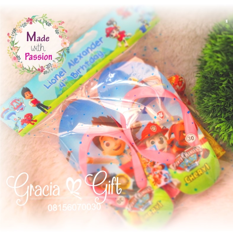 Kami Gracia Gift Bandung menyediakan berbagai macam hampers untuk berbagai keperluan seperti souvenir ulang tahun, souveniKr manyue, baby shower souvenir, souvenir pernikahan bandung dll