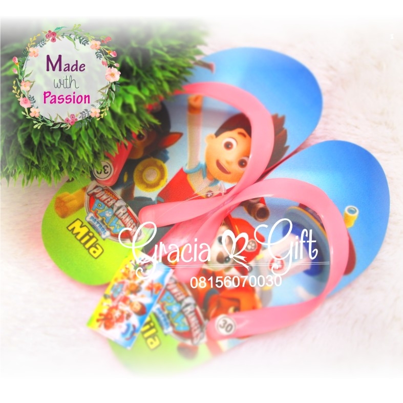 Kami Gracia Gift Bandung menyediakan berbagai macam hampers untuk berbagai keperluan seperti souvenir ulang tahun, souveniKr manyue, baby shower souvenir, souvenir pernikahan bandung dll
