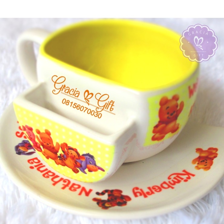 Kami Gracia Gift Bandung menyediakan berbagai macam hampers untuk berbagai keperluan seperti souvenir ulang tahun, souveniKr manyue, baby shower souvenir, souvenir pernikahan bandung dll