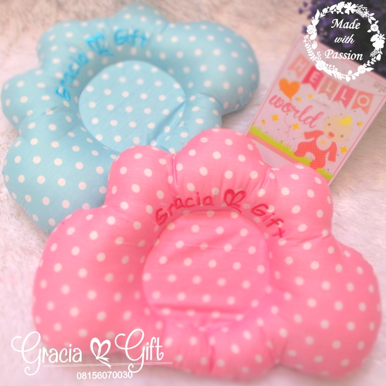 Kami Gracia Gift Bandung menerima pesanan berbagai macam hampers dari keranjang rotan untuk berbagai keperluan seperti souvenir ulang tahun, souvenir manyue, baby shower souvenir, souvenir pernikahan bandung dll