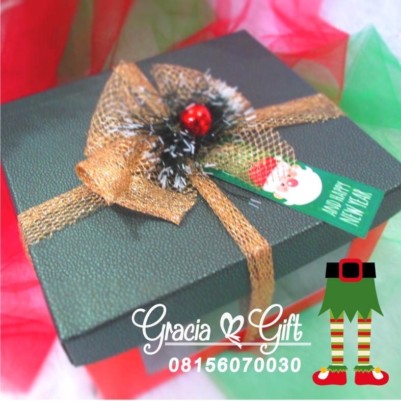 Kami Gracia Gift Bandung menyediakan berbagai macam hampers untuk berbagai keperluan seperti souvenir ulang tahun, souveniKr manyue, baby shower souvenir, souvenir pernikahan bandung dll