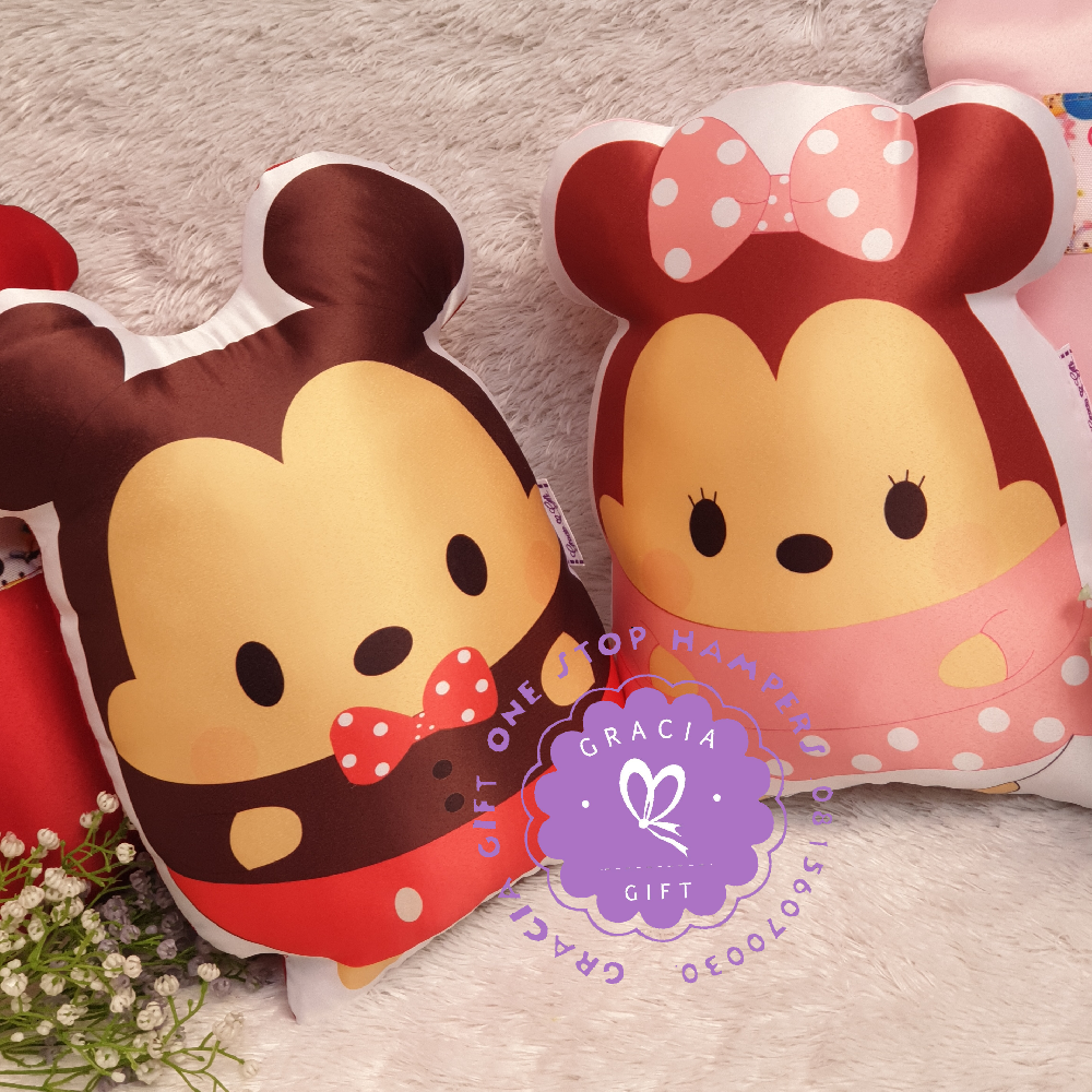 Kami Gracia Gift Bandung menyediakan berbagai macam hampers berupa bantal dan boneka untuk berbagai keperluan seperti souvenir ulang tahun, souveniKr manyue, baby shower souvenir, souvenir pernikahan bandung dll