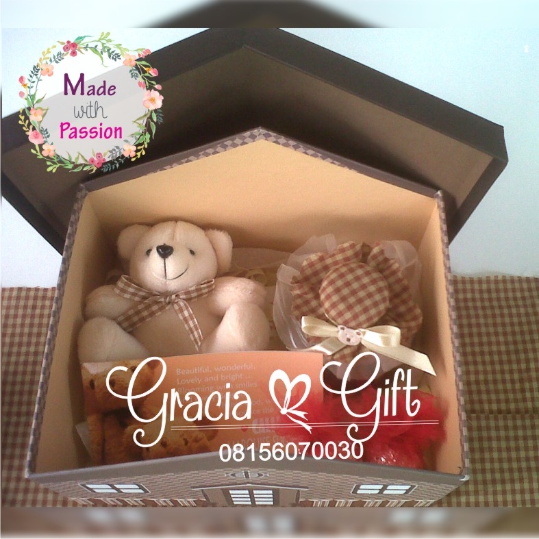 Kami Gracia Gift Bandung menyediakan berbagai macam hampers untuk berbagai keperluan seperti souvenir ulang tahun, souveniKr manyue, baby shower souvenir, souvenir pernikahan bandung dll