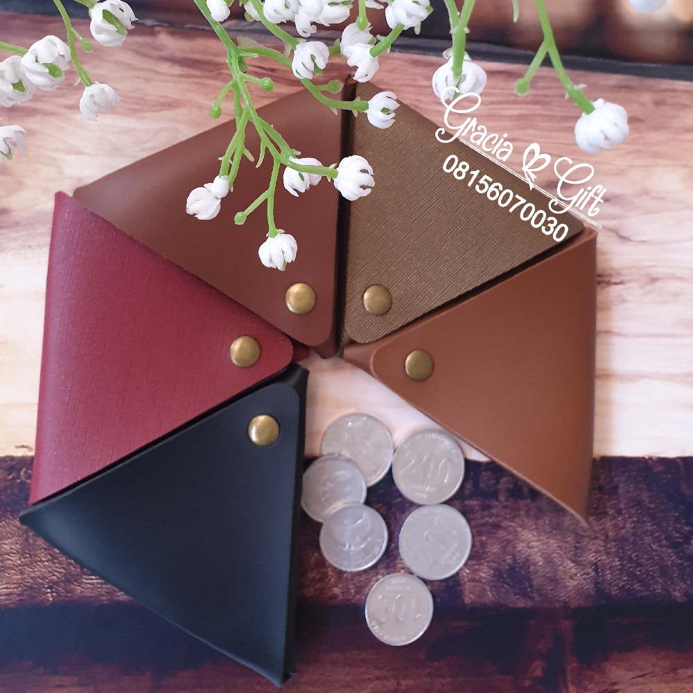 Kami Gracia Gift Bandung menyediakan berbagai macam hampers untuk berbagai keperluan seperti souvenir ulang tahun, souvenir manyue, baby shower souvenir, souvenir pernikahan, sovenir dompet/ kantong bandung dll