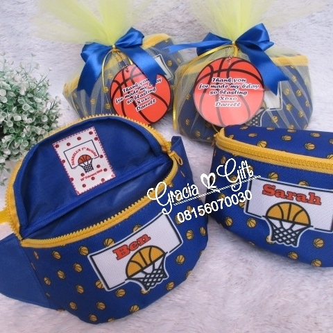 Kami Gracia Gift Bandung menyediakan berbagai macam hampers untuk berbagai keperluan seperti souvenir ulang tahun, souveniKr manyue, baby shower souvenir, souvenir pernikahan bandung dll
