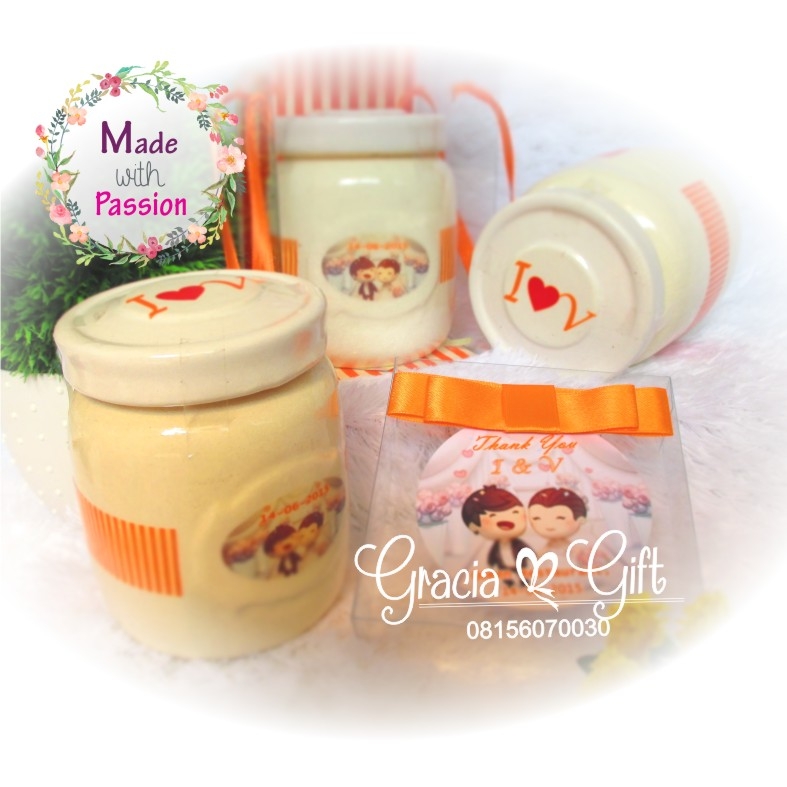 Kami Gracia Gift Bandung menyediakan berbagai macam hampers untuk berbagai keperluan seperti souvenir ulang tahun, souveniKr manyue, baby shower souvenir, souvenir pernikahan bandung dll